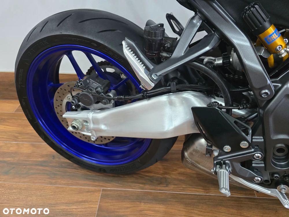 Yamaha MT - 21
