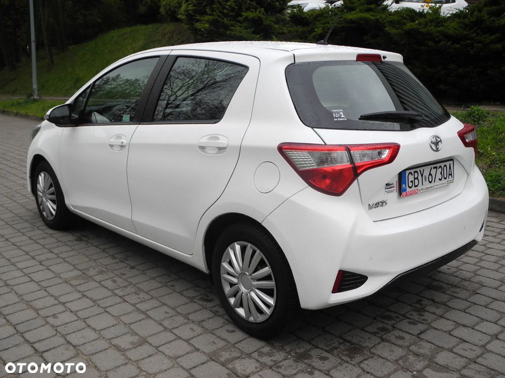 Toyota Yaris - 4