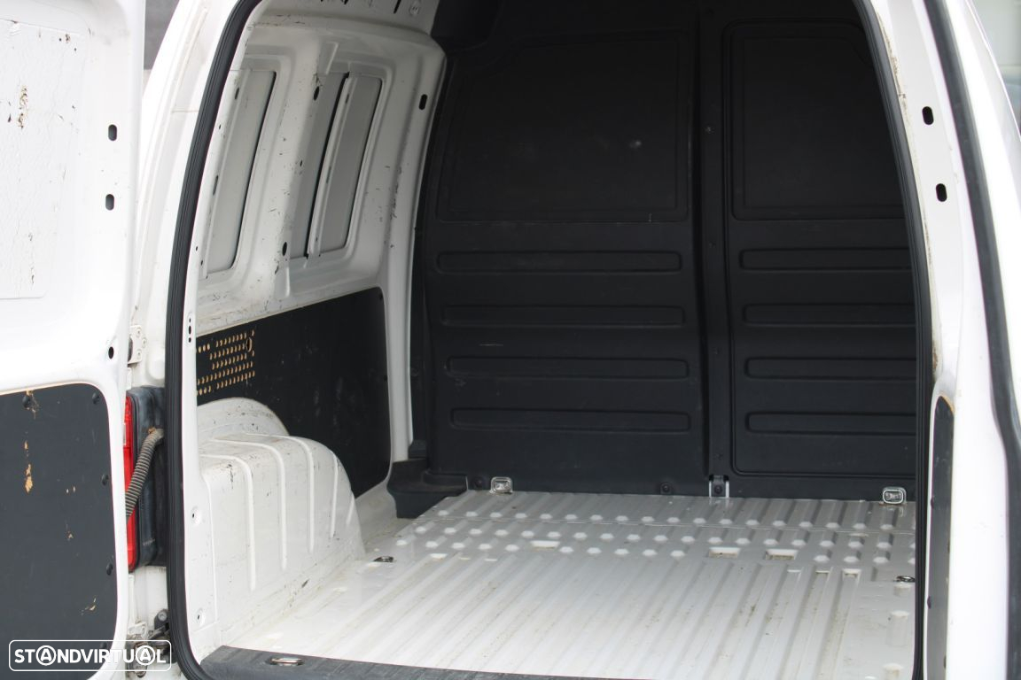 VW CADDY 2.0 TDI EXTRA AC - 11