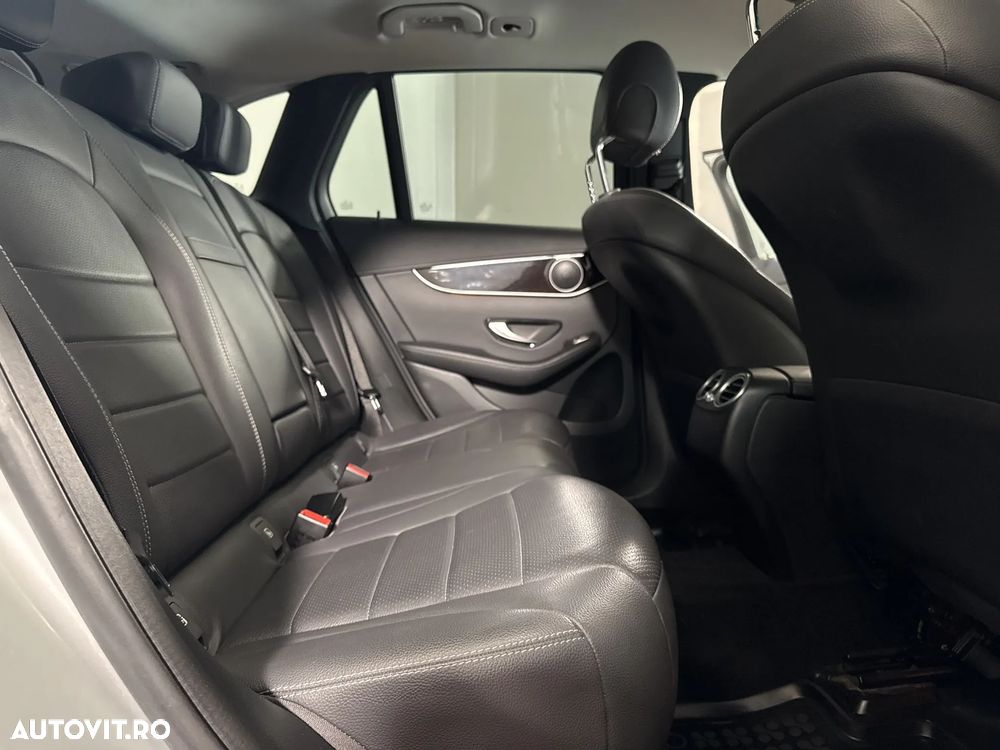 Mercedes-Benz GLC 200 4MATIC MHEV - 13