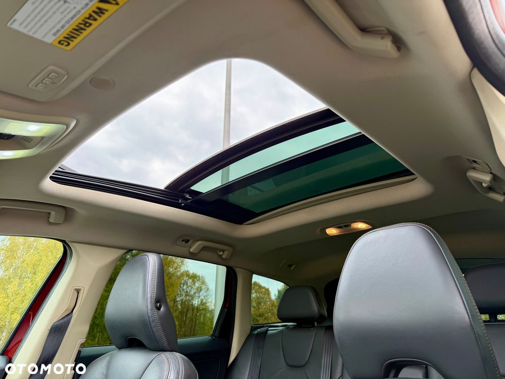 Volvo XC 60 - 36