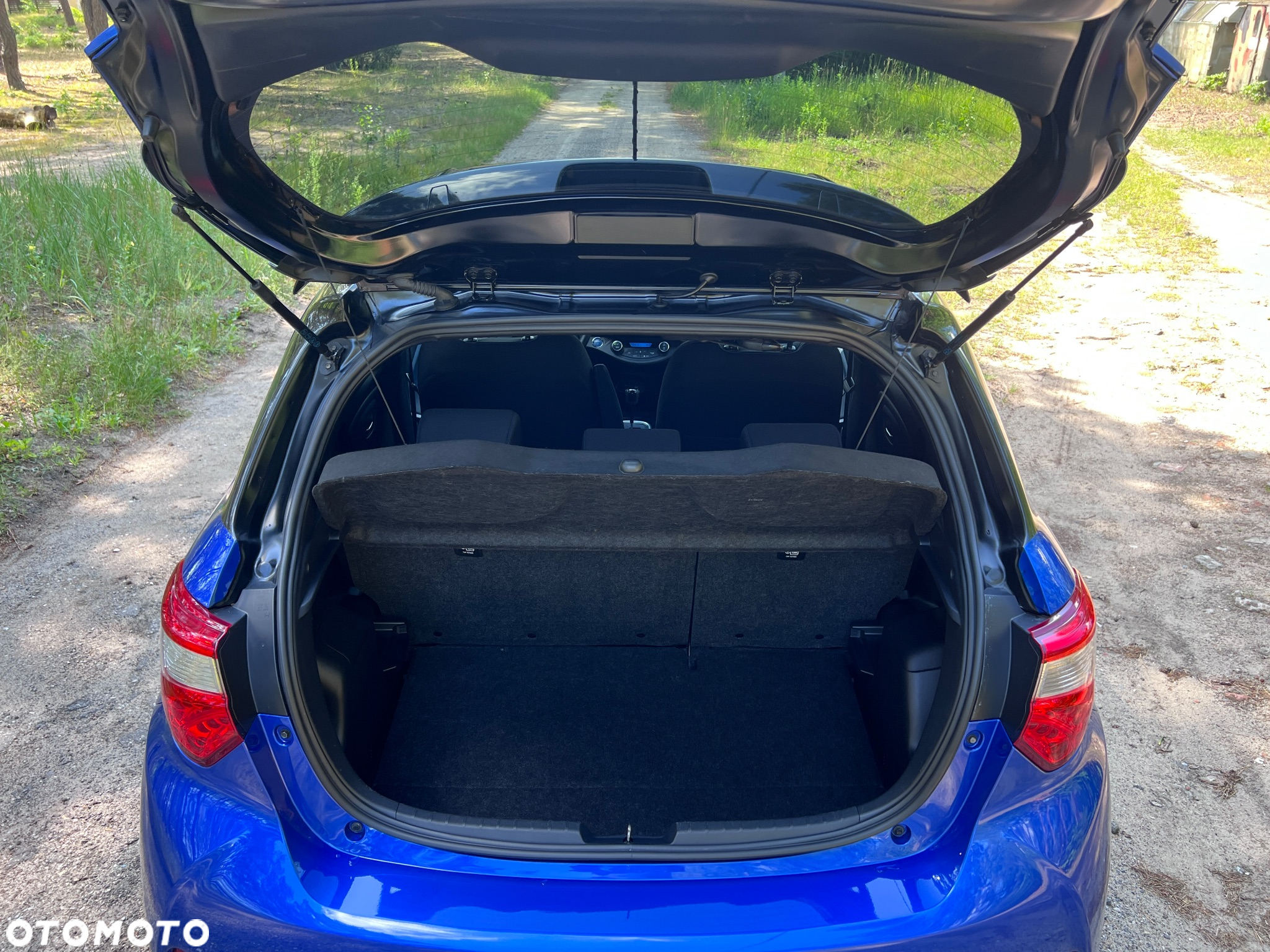Toyota Yaris Hybrid 1.5 Selection Style - 24