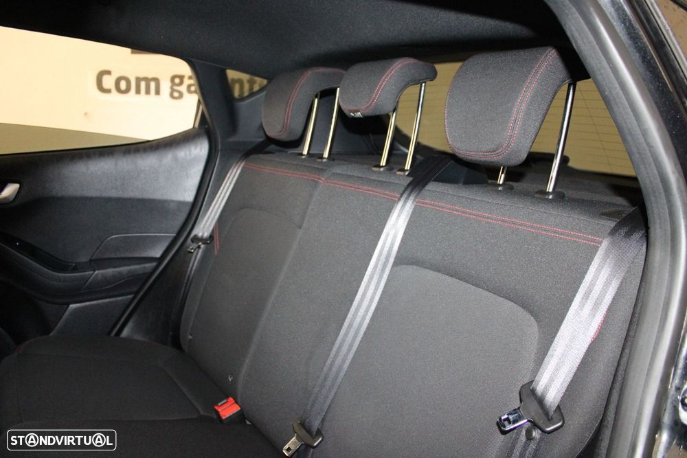 Ford Fiesta 1.0 EcoBoost ST-Line - 31