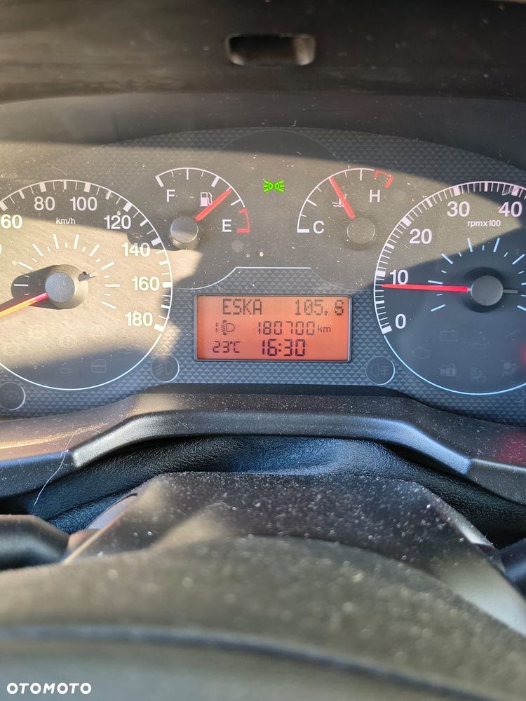 Fiat Fiorino Qubo 1.4 Fresh Euro5 - 19