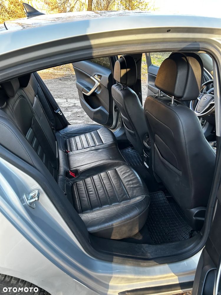 Opel Insignia 1.6 T Sport - 11