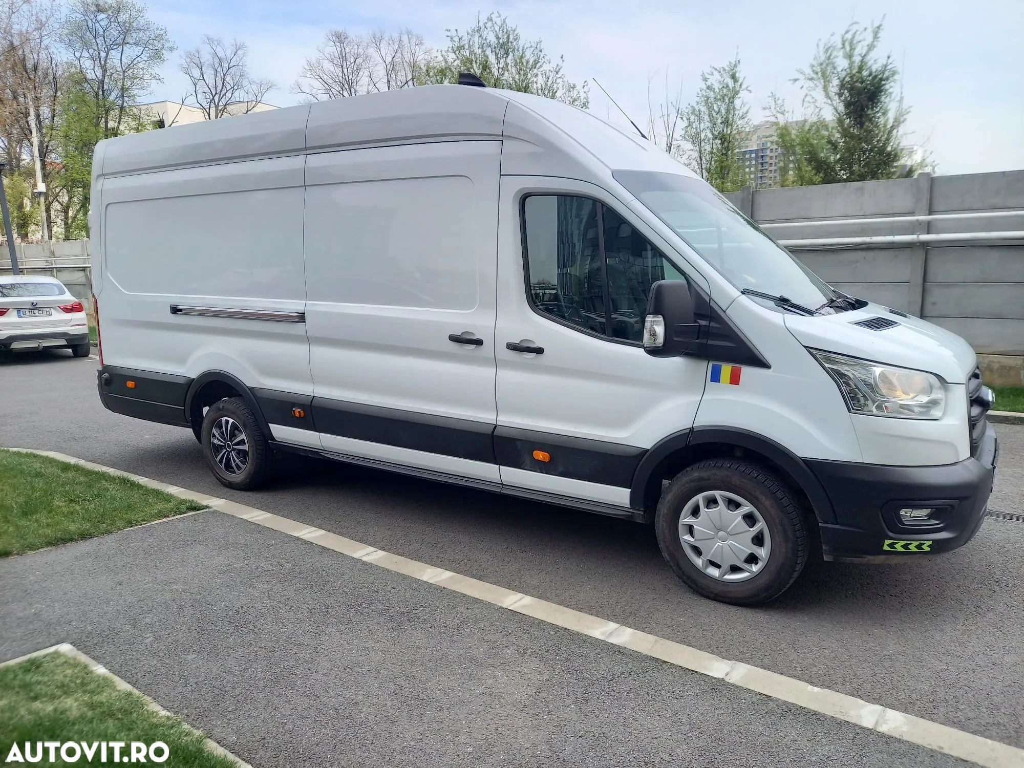 Ford Transit - 1