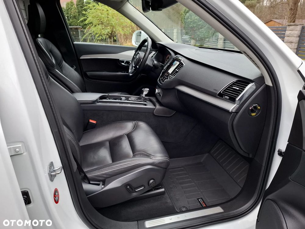 Volvo XC 90 D5 AWD Inscription - 16