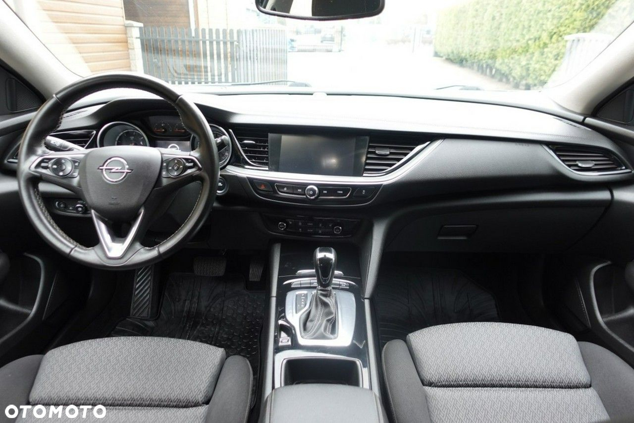 Opel Insignia - 13