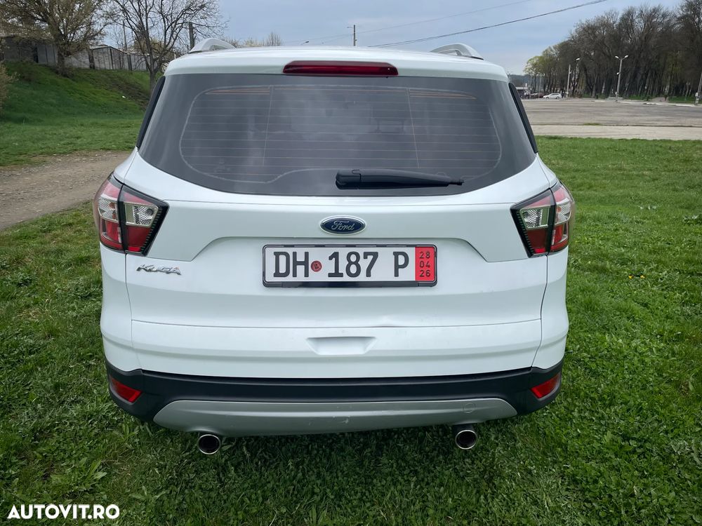 Ford Kuga 2.0 TDCi 4x4 Aut. Titanium - 4
