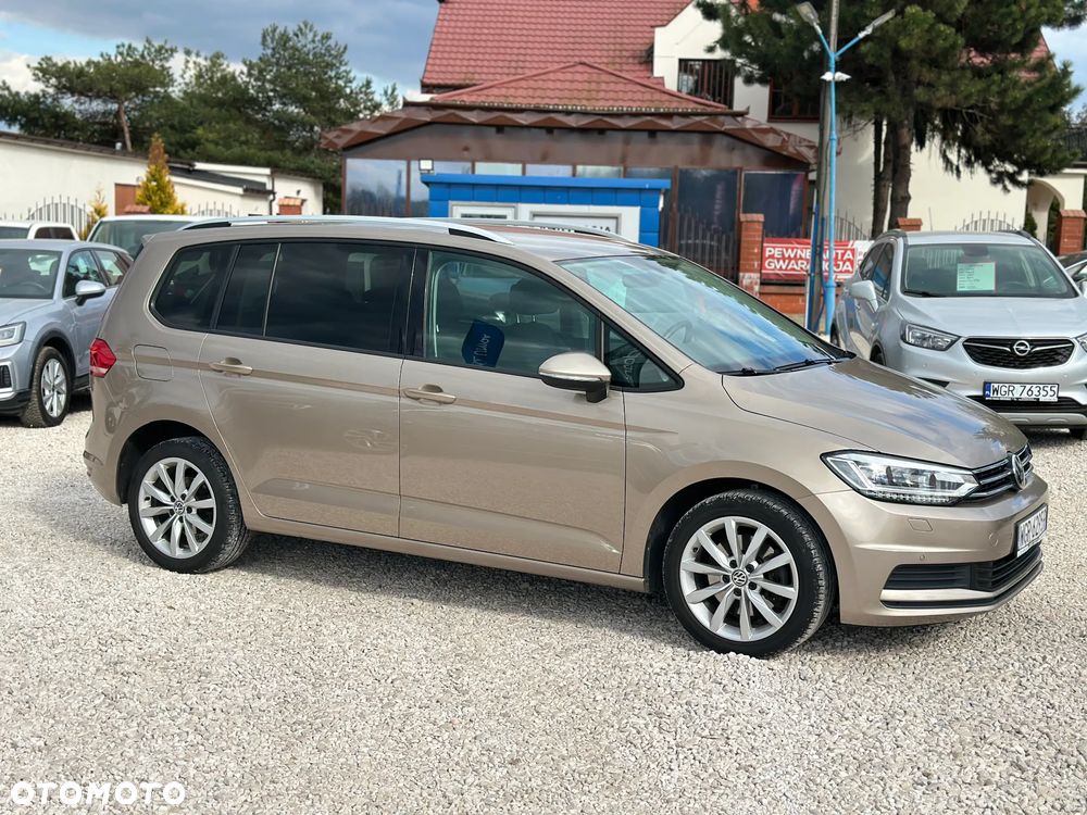 Volkswagen Touran 2.0 TDI BMT Comfortline - 6