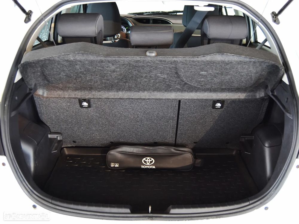 Toyota Yaris 1.0 VVT-i ACtive - 11