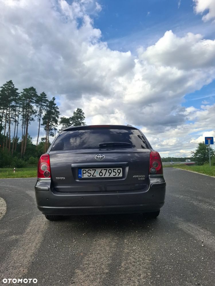 Toyota Avensis 2.2 D-CAT Executive - 6