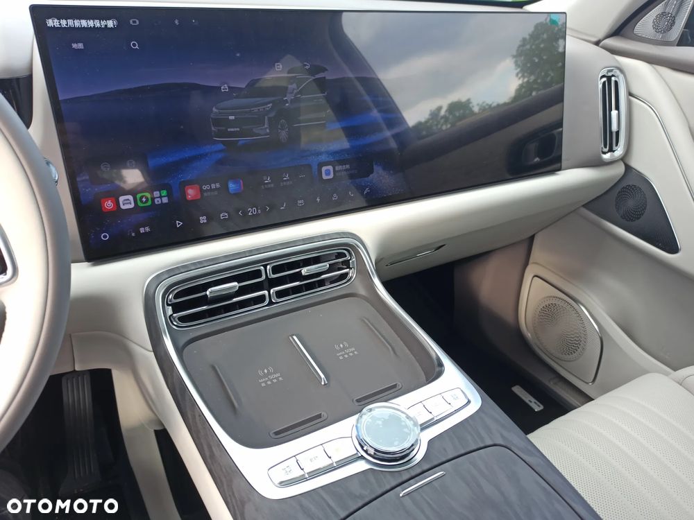 Geely M9 - 21