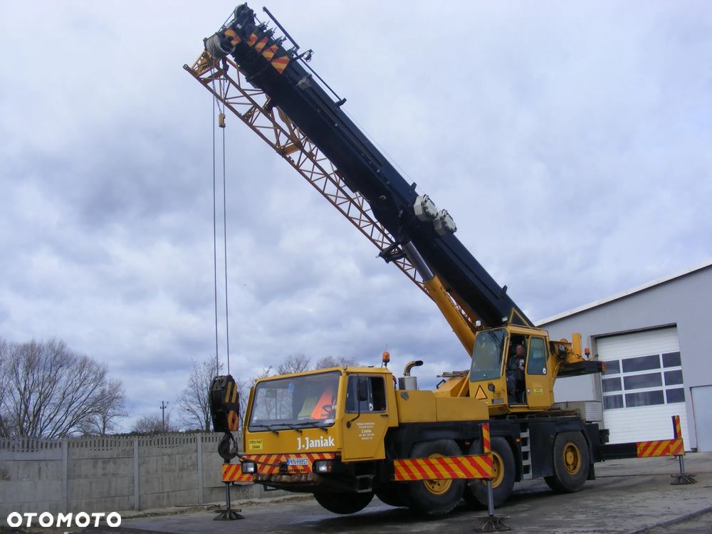 Liebherr LTM 1050 - 25