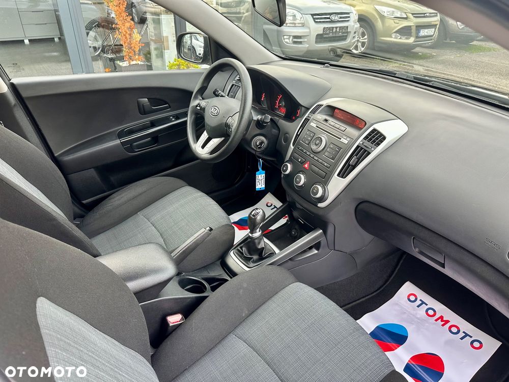 Kia Ceed 1.6 Crdi Comfort + - 22
