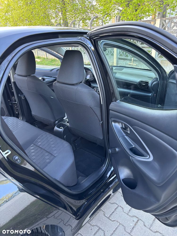 Toyota Yaris 1.5 Comfort - 16