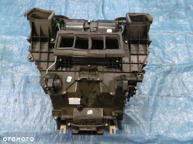 NAGRZEWNICA DMUCHAWA WENTYLATOR NAWIEWU SILNICZEK WIĄZKA KOMPLET 6900781 RANGE ROVER VOGUE III L322 - 4