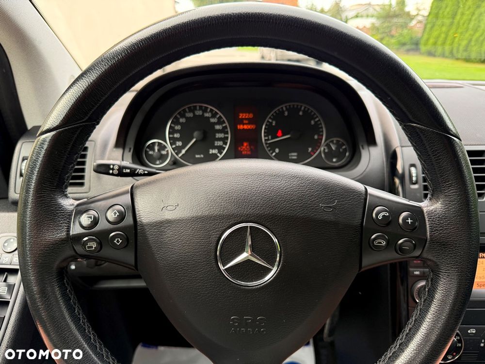 Mercedes-Benz Klasa A 160 Avantgarde - 31