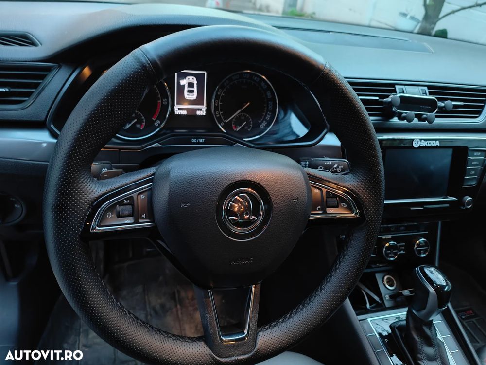 Skoda Superb 2.0 TDI DSG Active - 8