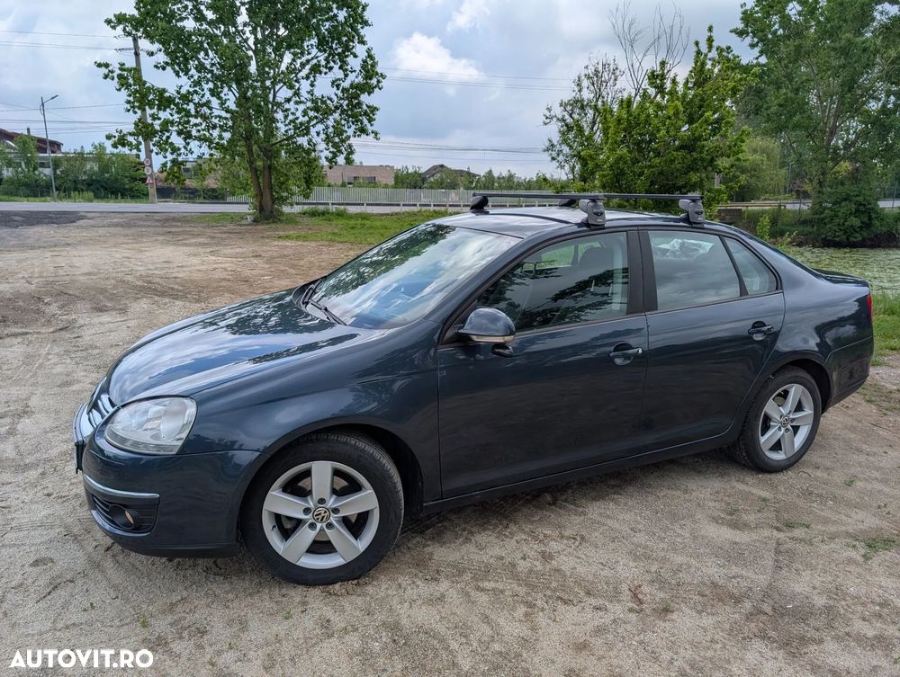 Volkswagen Jetta 1.9 TDI Comfortline - 4