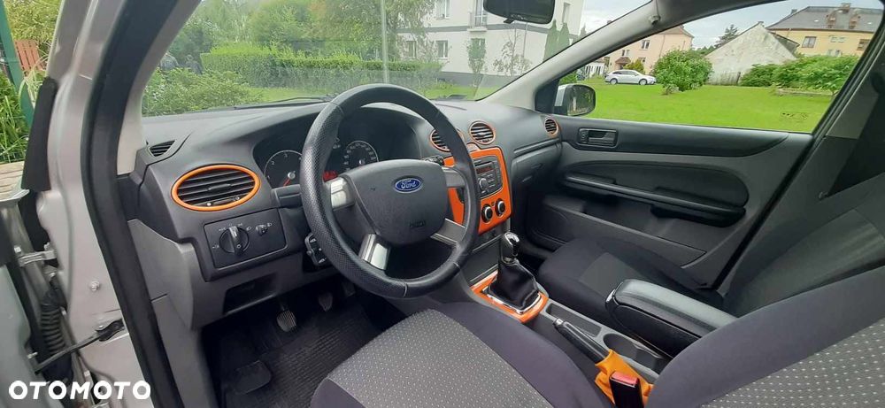 Ford Focus 1.6 TDCi Ambiente - 5