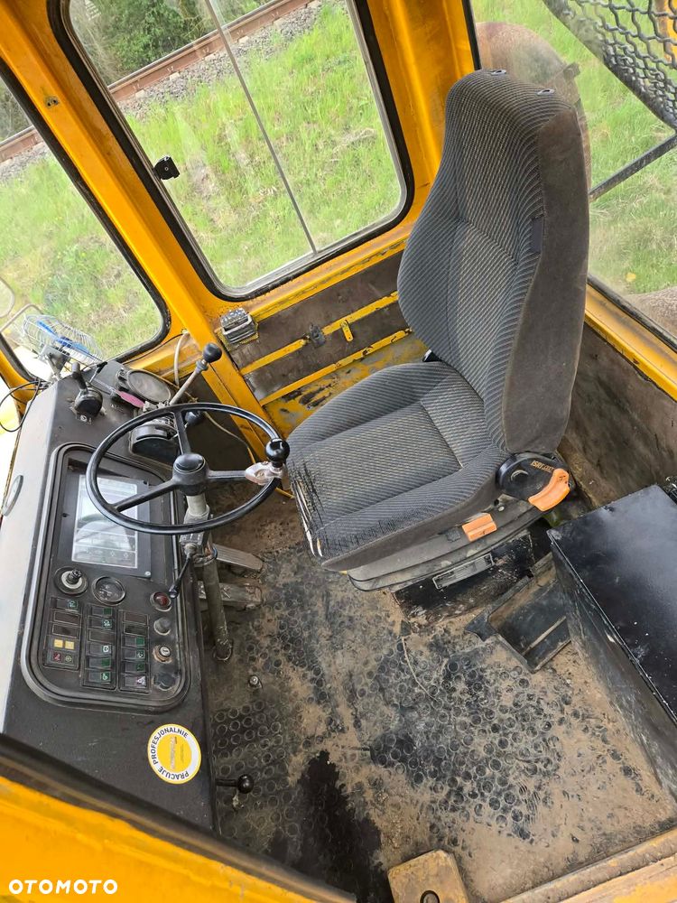 Volvo A35 - 9