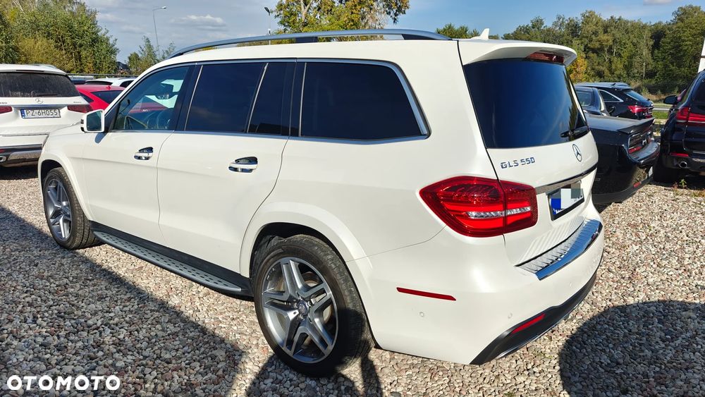 Mercedes-Benz GLS 500 4-Matic - 4