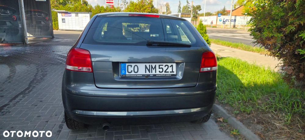Audi A3 3-drzwiowe 1.6 Ambition - 13
