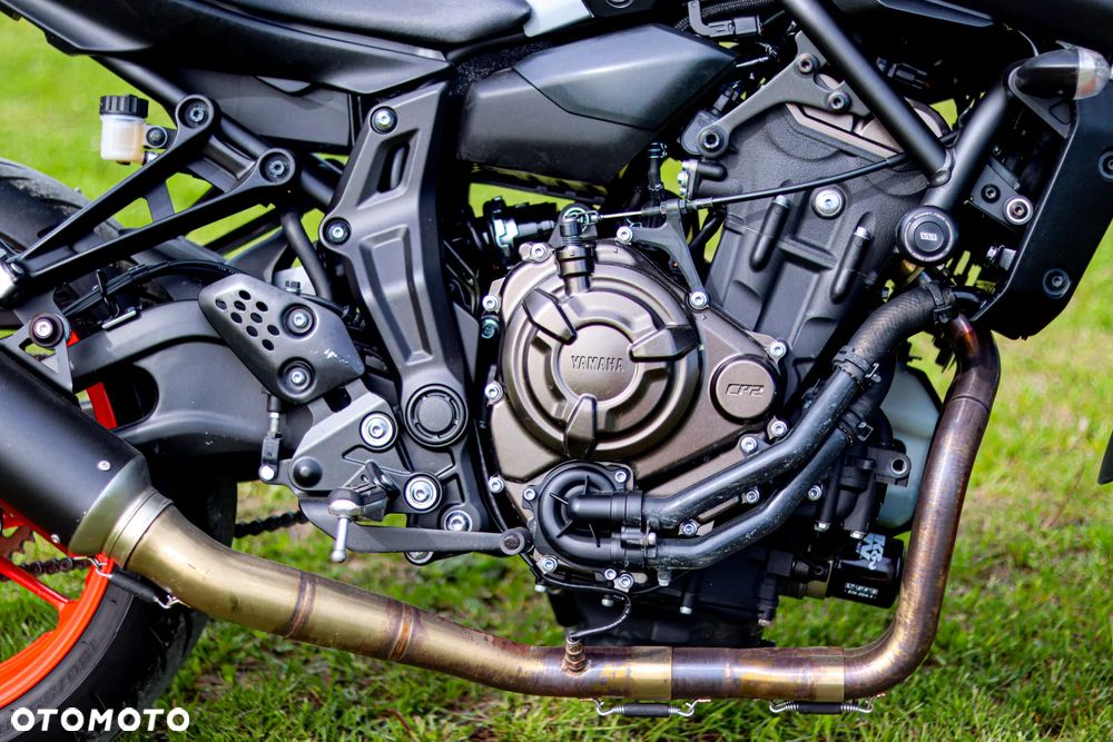 Yamaha MT - 16