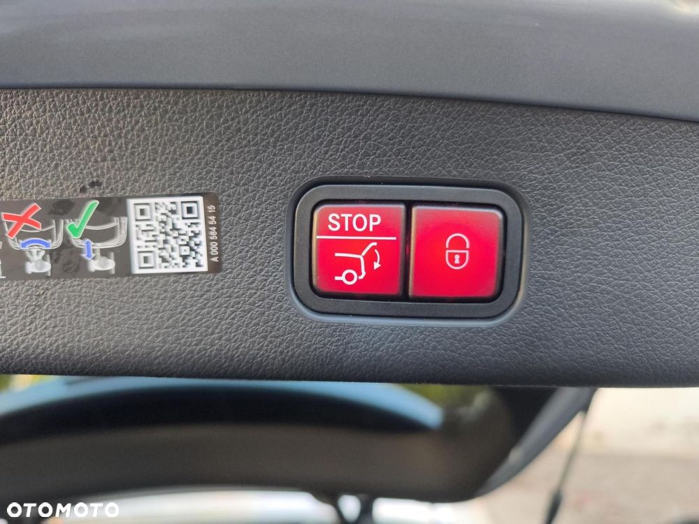 Mercedes-Benz GLC - 21