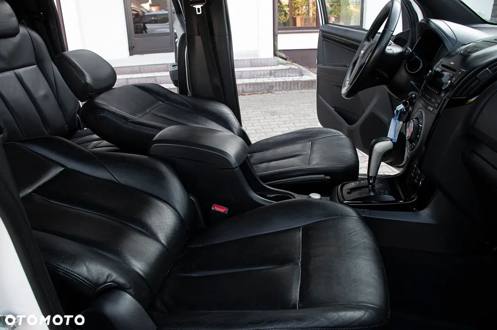 Isuzu D-Max 4x4 Double Cab Autm Limited Edition - 8
