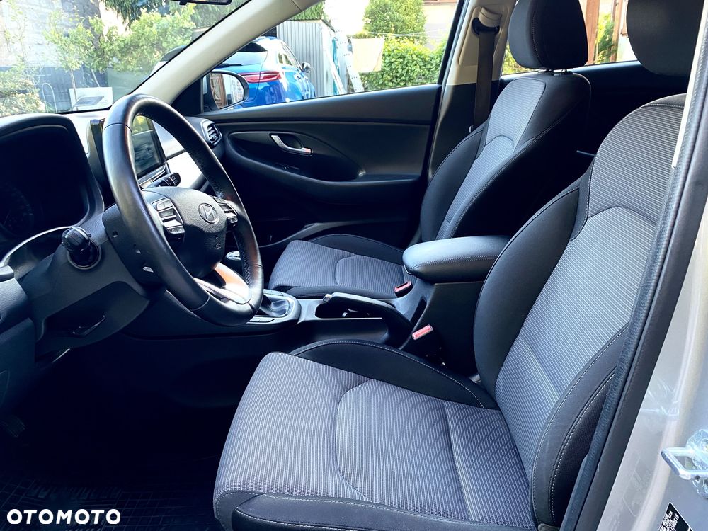 Hyundai i30 - 23