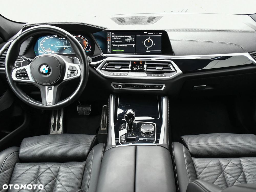 BMW X6 M50i - 27