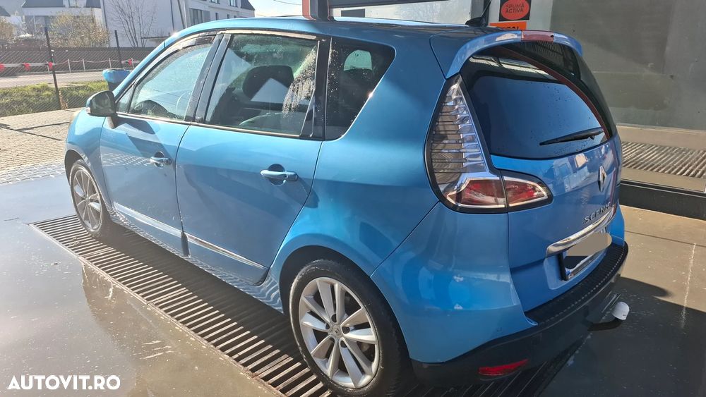 Renault Scenic dCi 110 EDC Paris - 6