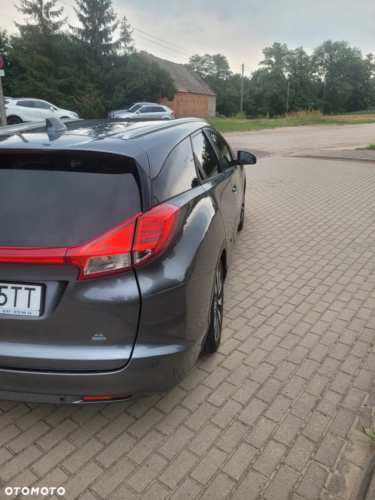 Honda Civic 1.8 i-VTEC Automatik Executive - 3