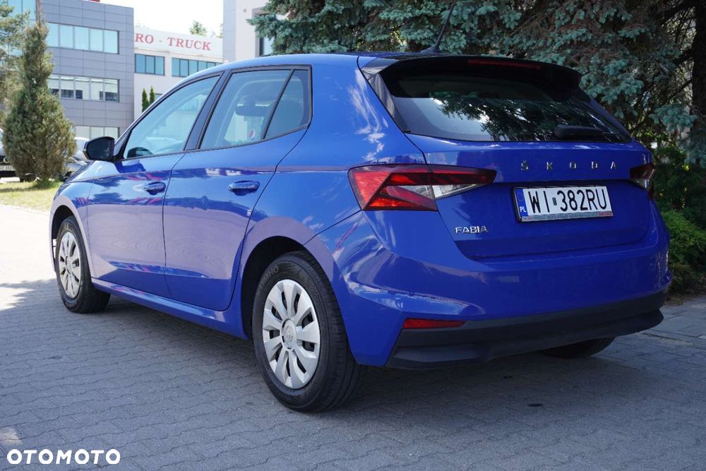 Skoda Fabia - 8