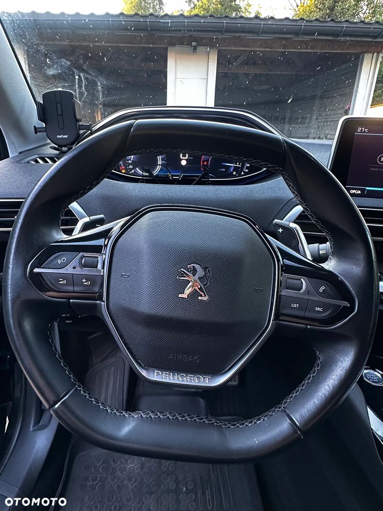 Peugeot 5008 - 10