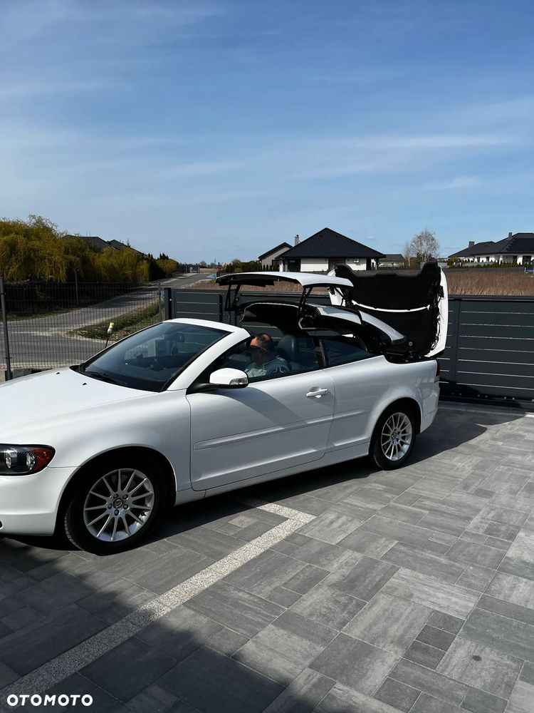 Volvo C70 2.0D Momentum - 7