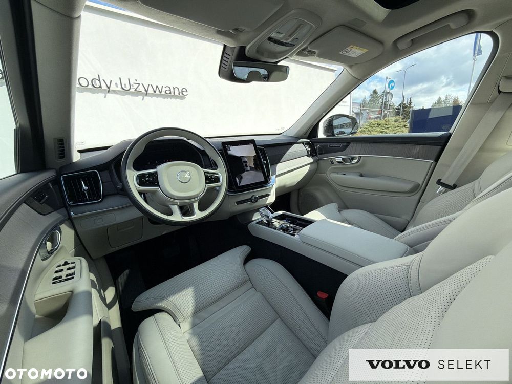 Volvo XC 90 - 12