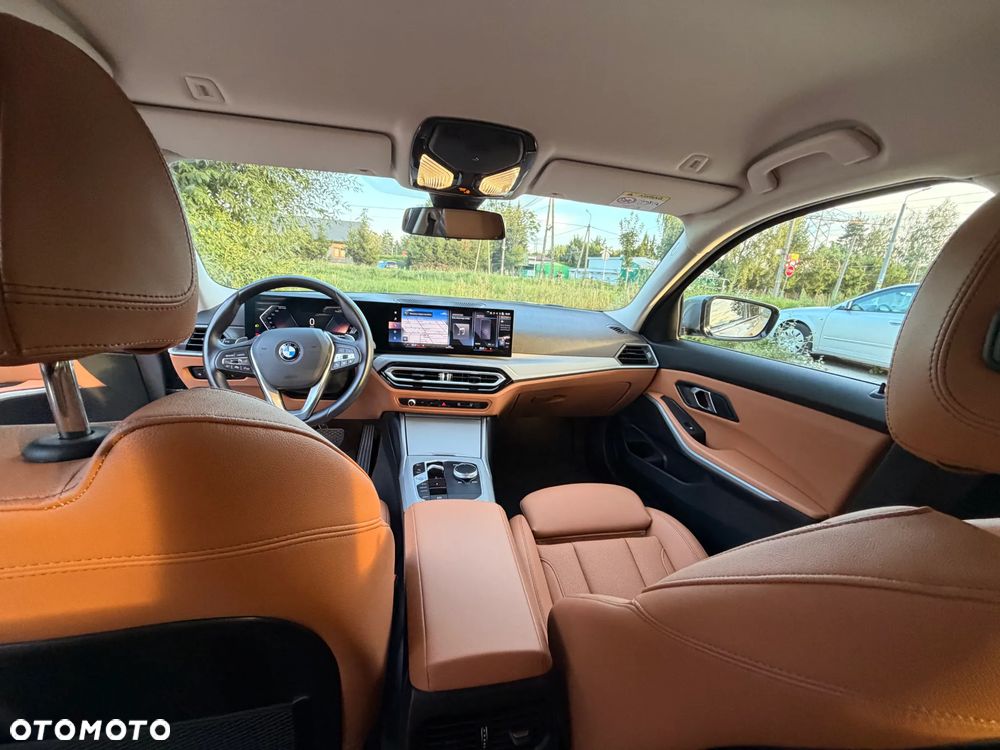 BMW Seria 3 318i - 9