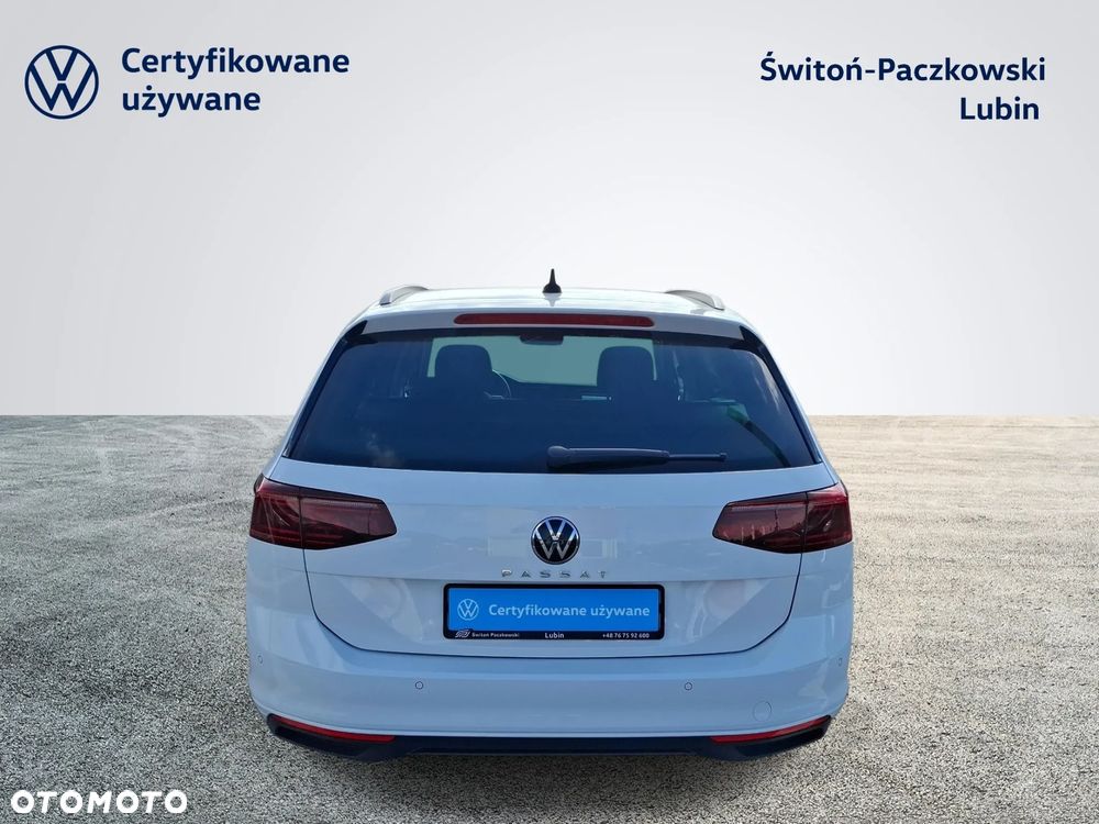 Volkswagen Passat Variant 2.0 TDI SCR DSG Business - 13