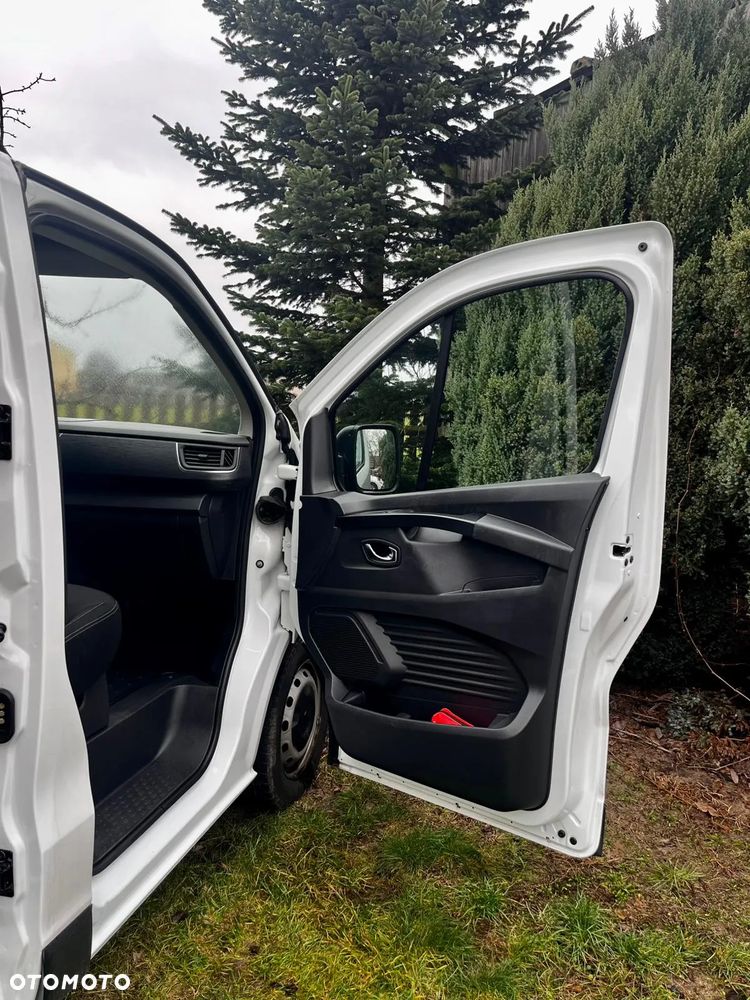 Renault Trafic - 12