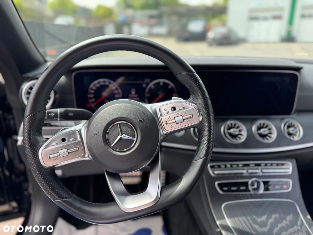 Mercedes-Benz Klasa E 220 d AMG - 31