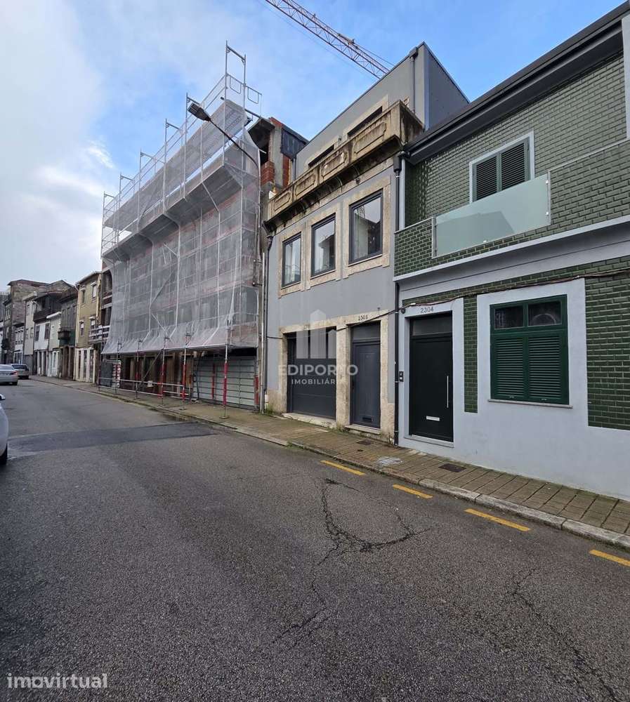Apartamento T2 novo com terraço e 1 lugar de garagem - Grande imagem: 2/27