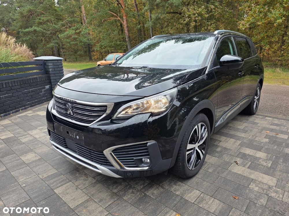 Peugeot 5008 HDI 115 Allure - 1