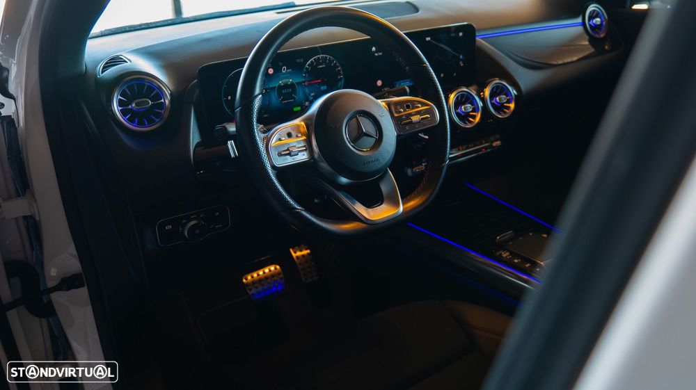 Mercedes-Benz GLA 250 e AMG Line - 11