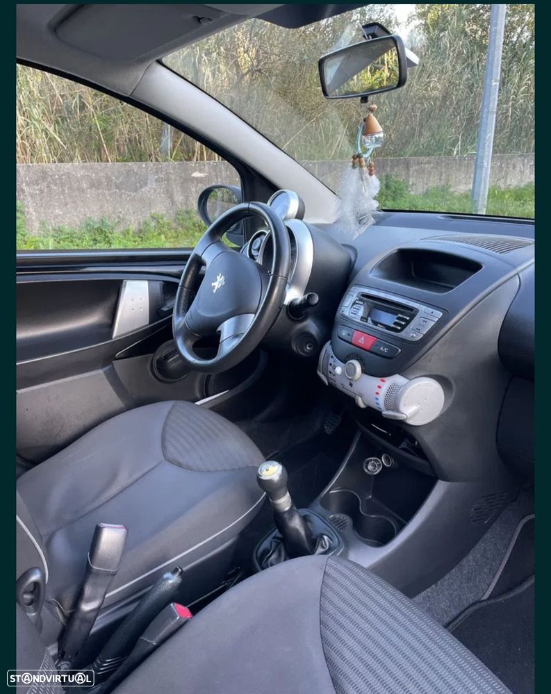 Peugeot 107 1.0 envy - 3