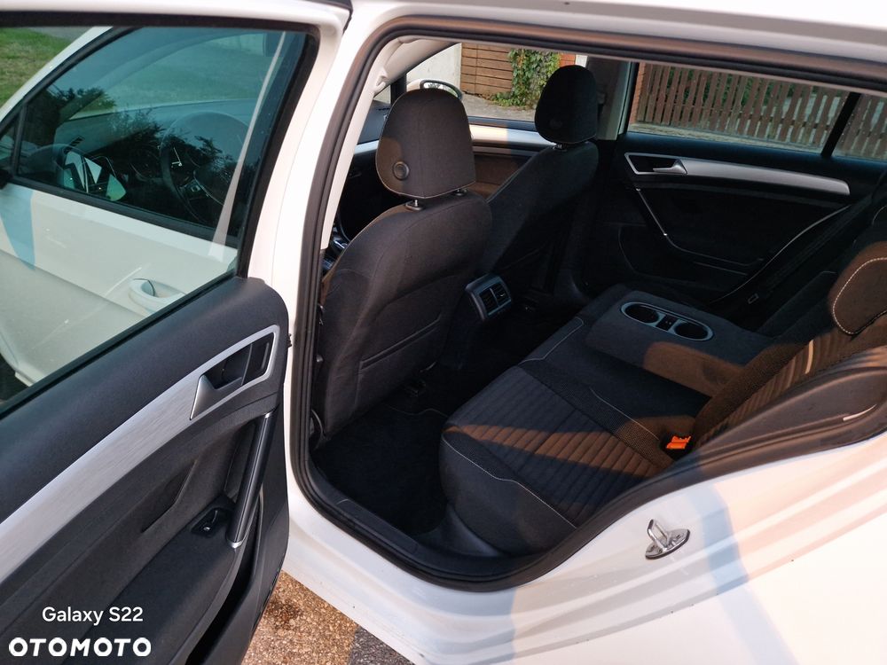 Volkswagen Golf - 13