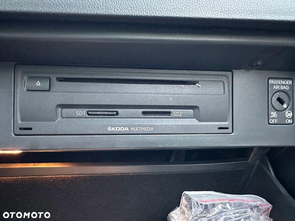 Skoda Octavia 2.0 TDI (Green tec) RS - 30