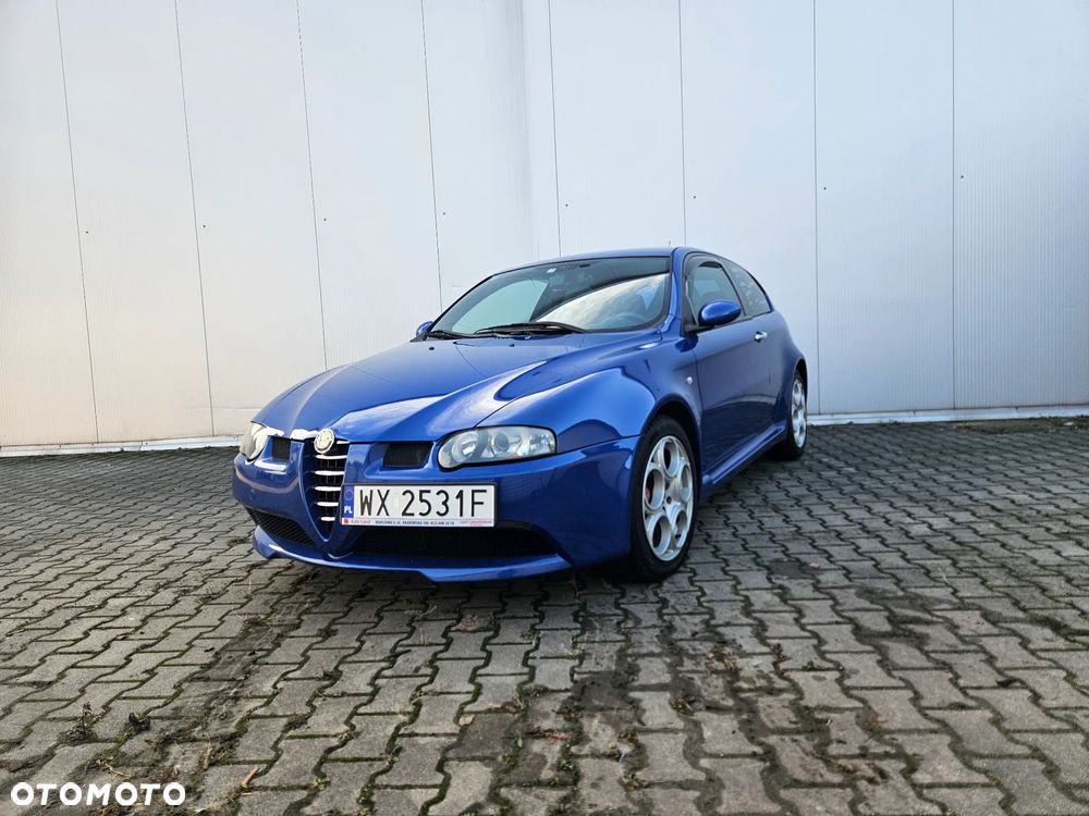 Alfa Romeo 147 3.2 V6 24V GTA - 11